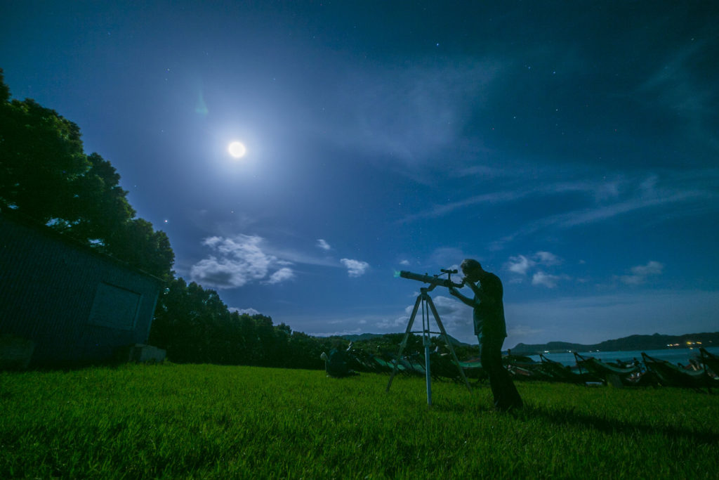 石垣島流れ星の丘の月夜の天体観測